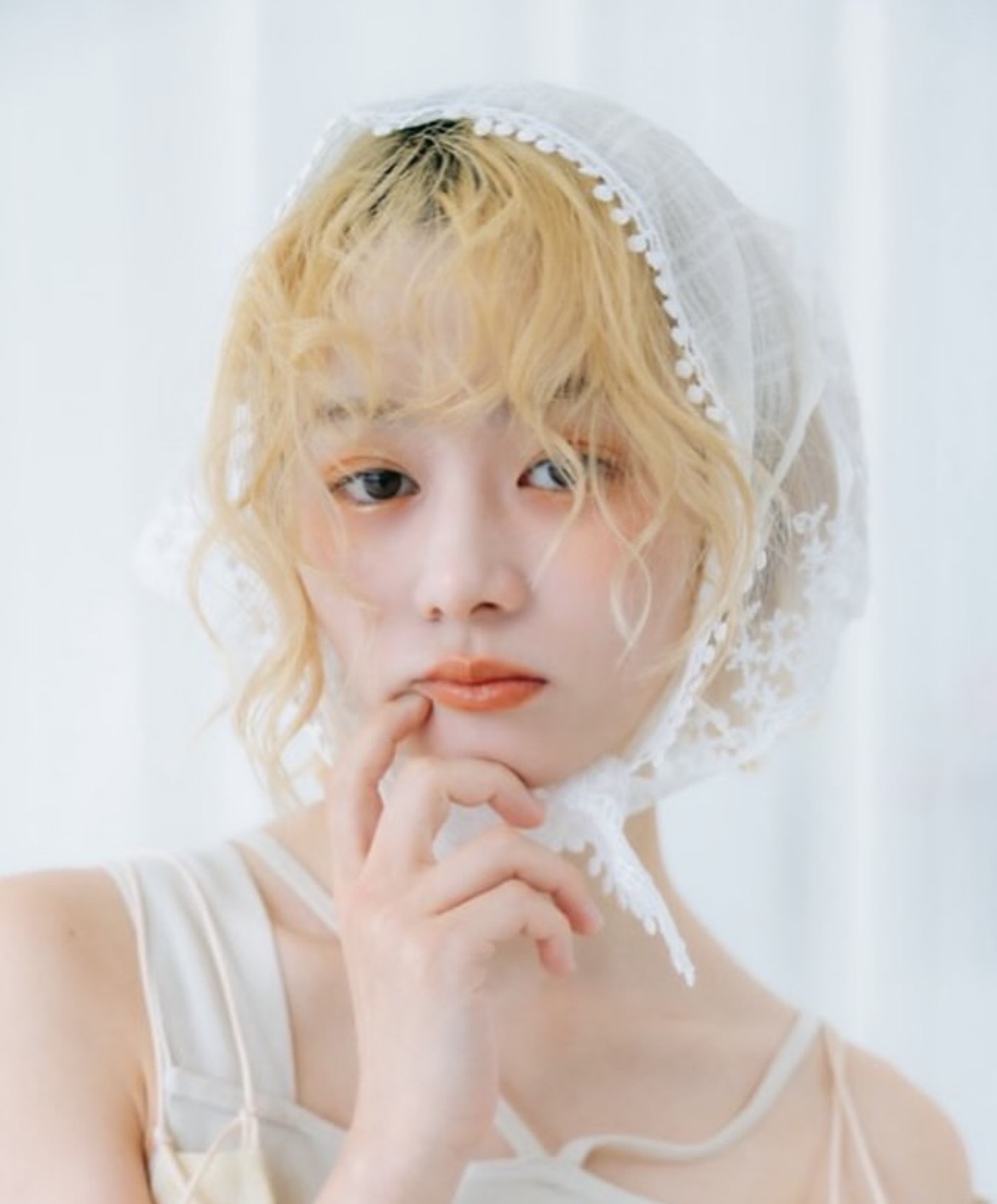 三重県朝日町で活動するフリーランスモデル 榊にこのポートレート写真