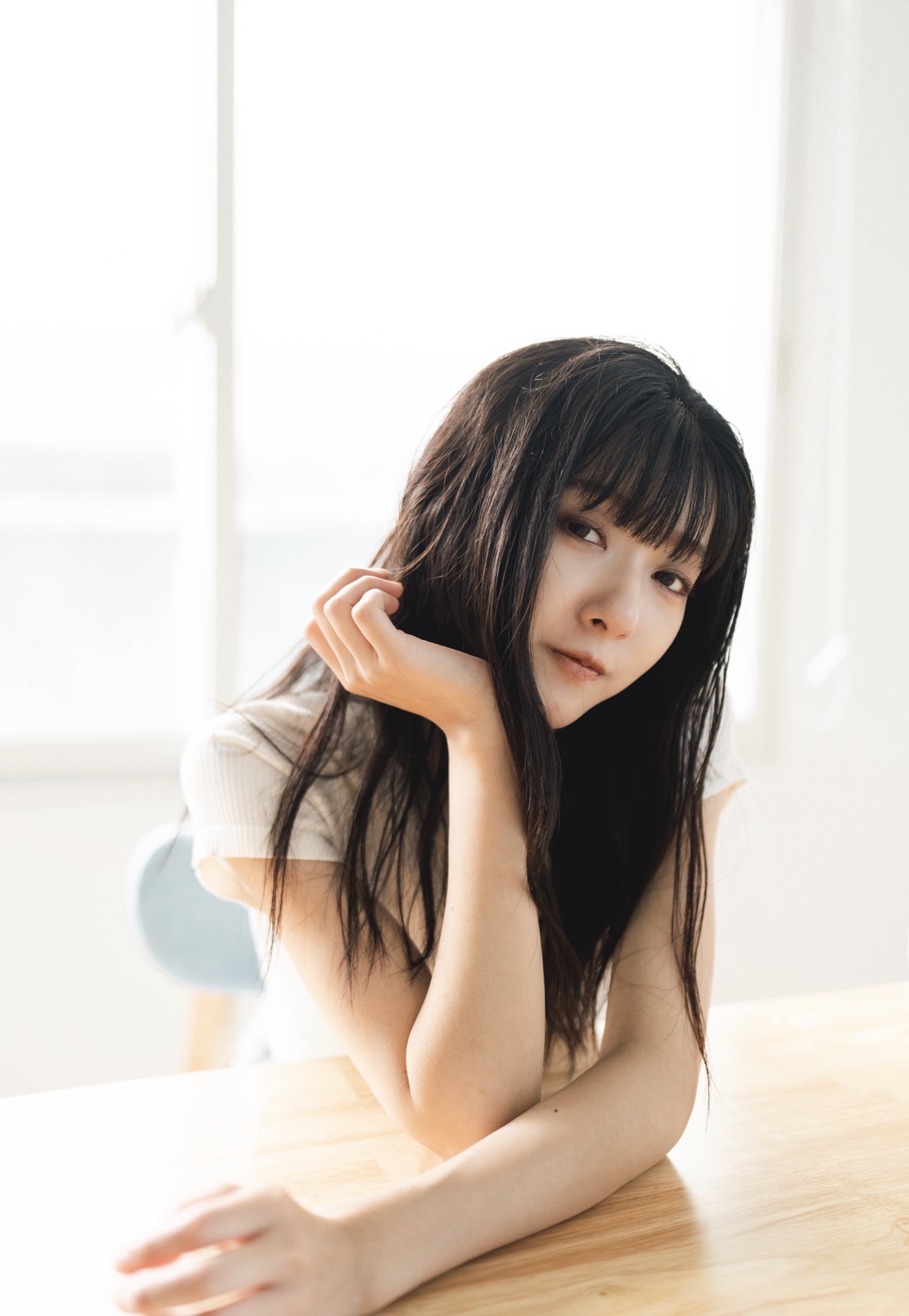 山形県で活動するモデル×ラーメン屋店長×一児の母  瑠杏のポートレート写真（2枚目）