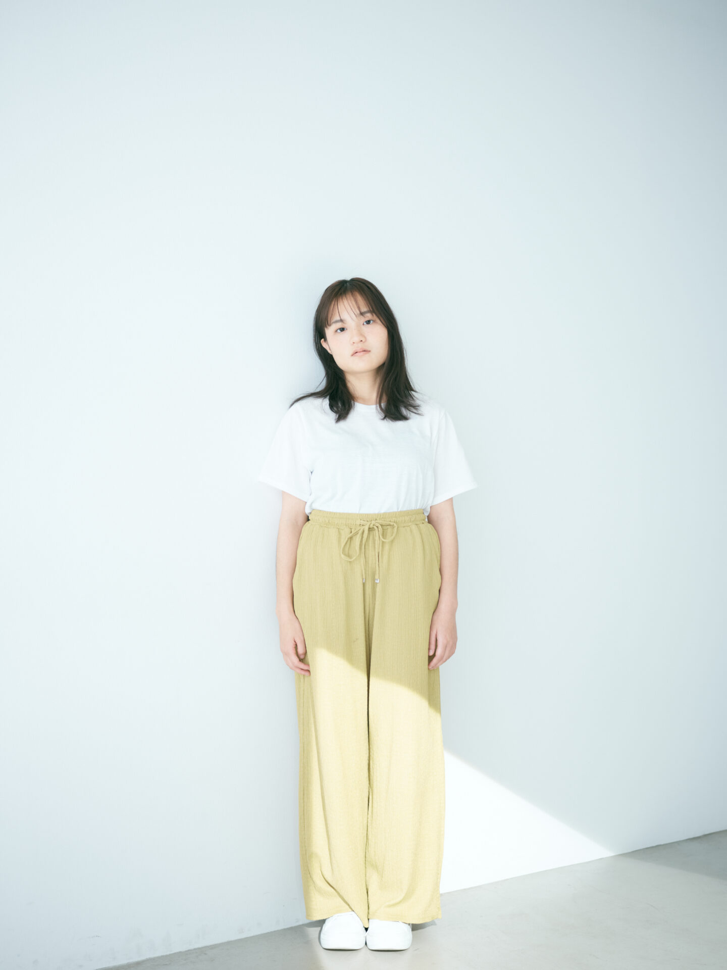東京都で活動するモデル　俳優 水瀬ルアのポートレート写真（2枚目）