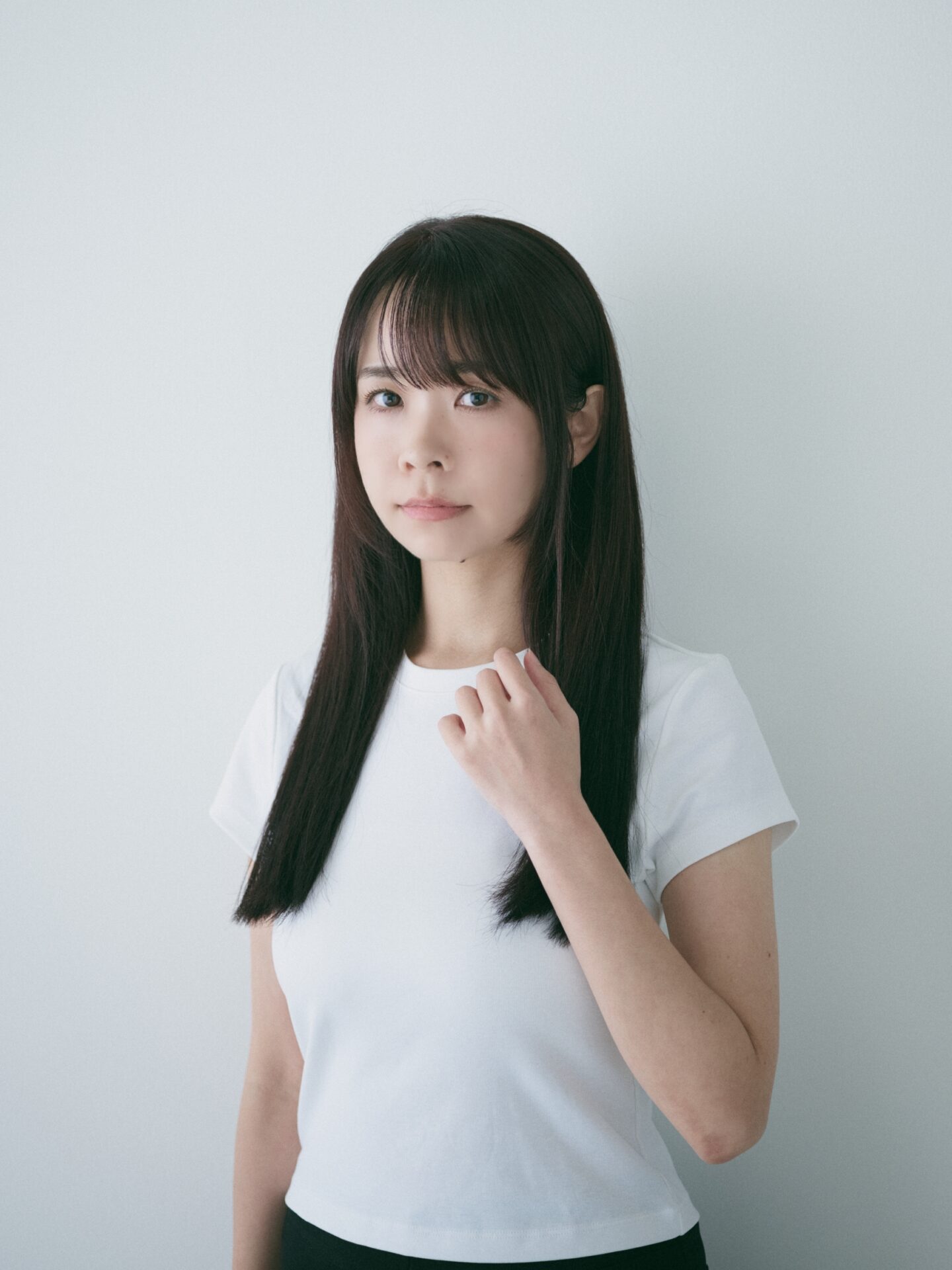 東京都東京で活動する透明感の魔女モデル わたあめのポートレート写真（3枚目）