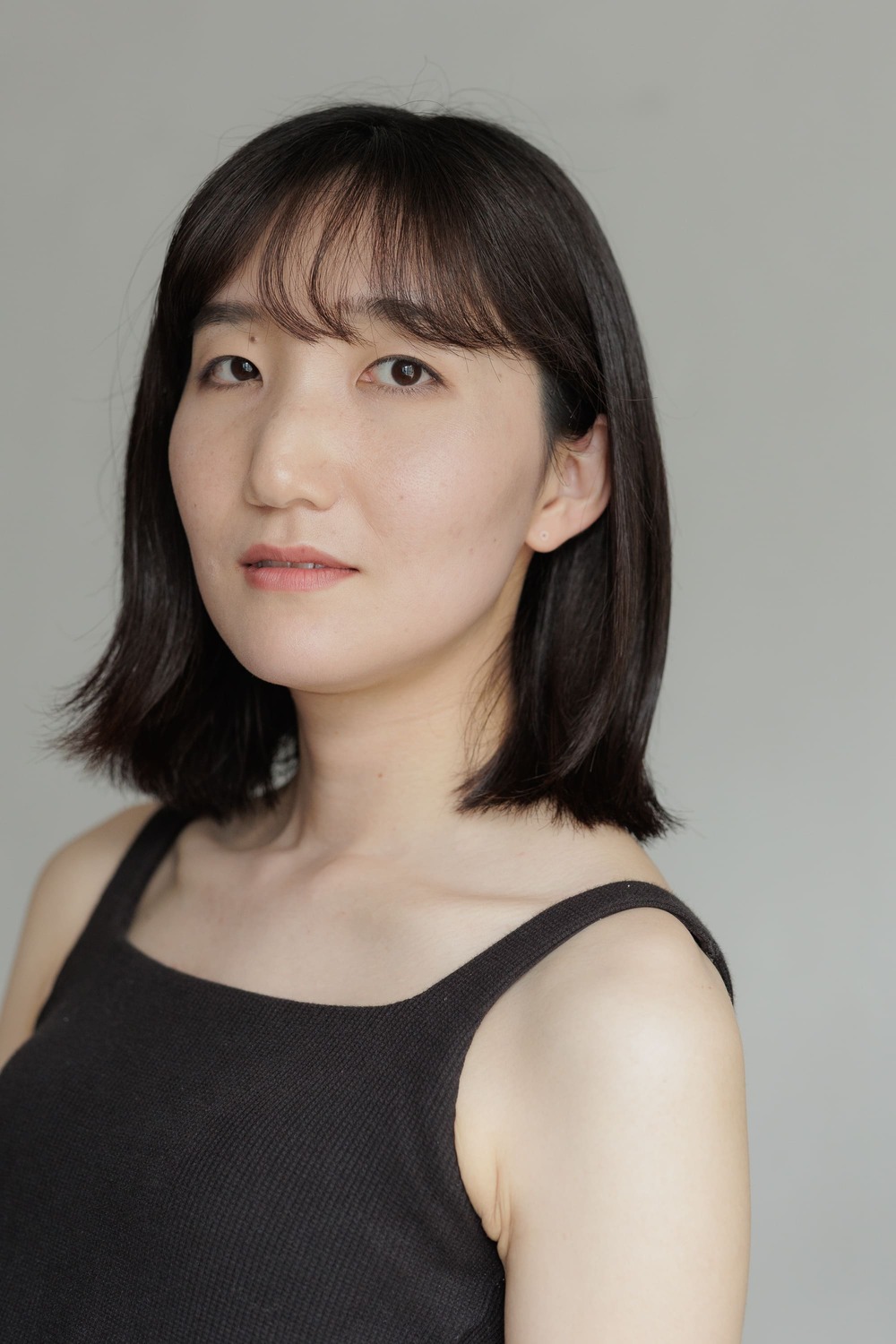 東京都北区上十条で活動するファッションモデル・パーツモデル Narikaのポートレート写真